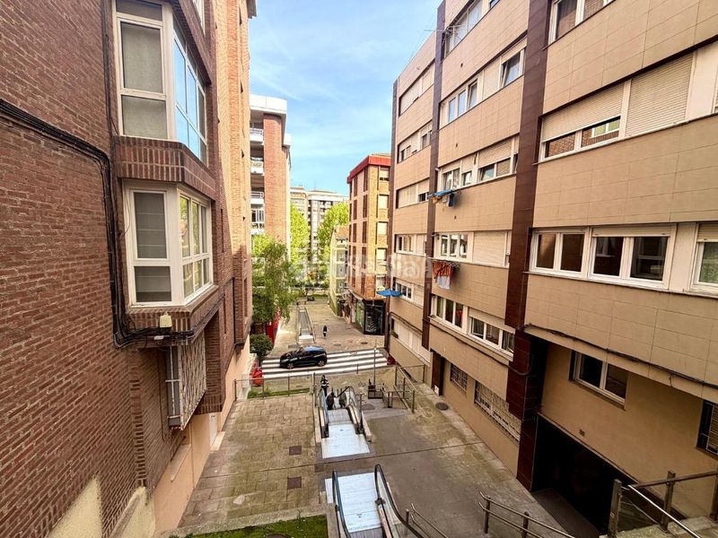 Foto 90c44101-3063-4815-8722-a65b3e025769. Pis a Numancia - San Fernando Santander