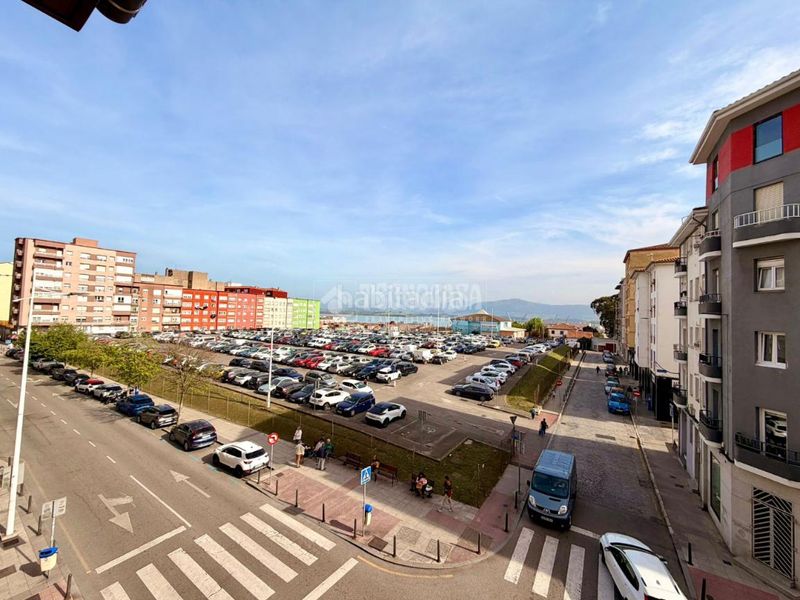 Foto 8202b0f4-f4fb-4366-8cde-f21d165afdbc. Pis a Cuatro Caminos Santander