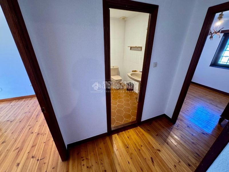 Foto d48e75f1-98ed-4265-9fd3-631e0aa2fa46. Casa pareada casa en venta en el astillero en Astillero (El)