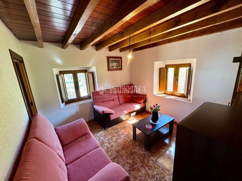 Foto 2f072e52-985c-4a28-a848-722b59c6adb2. Terreny residencial a Entrambasaguas