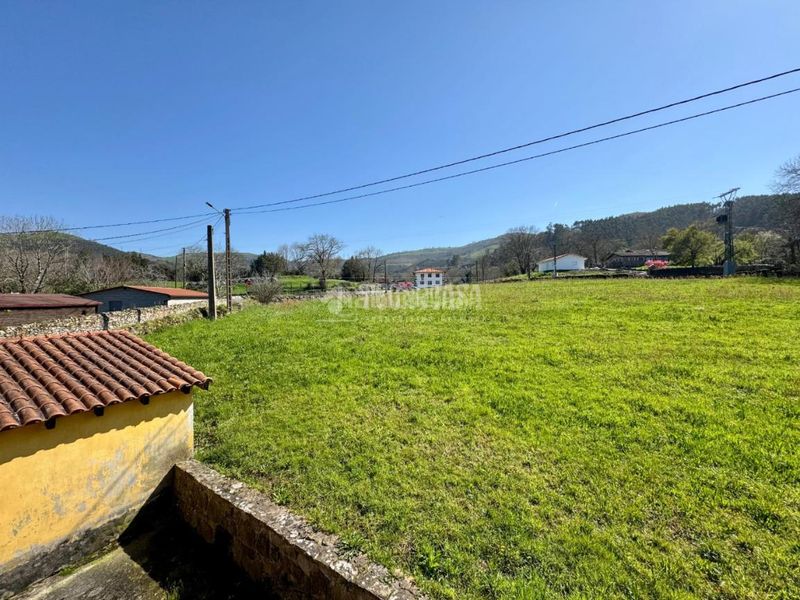 Foto 6f3c98fc-0de1-4a84-8de1-86ce5bcc2e69. Terreny residencial a Entrambasaguas