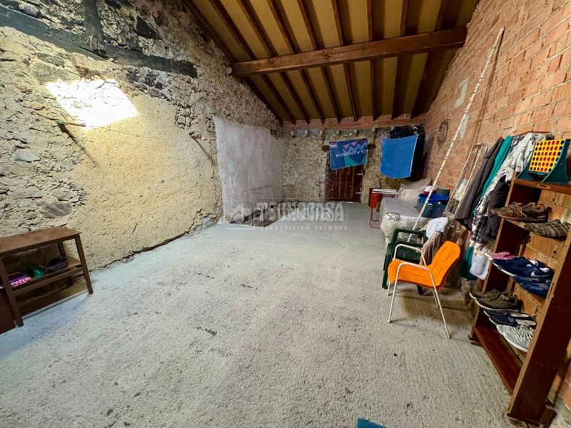 Foto ad450621-f0a7-4f90-aede-db7b475c90a3. Terreny residencial a Entrambasaguas