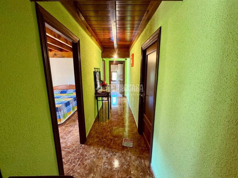 Foto c389a154-bb4c-4825-853b-48306d87868d. Terreny residencial a Entrambasaguas