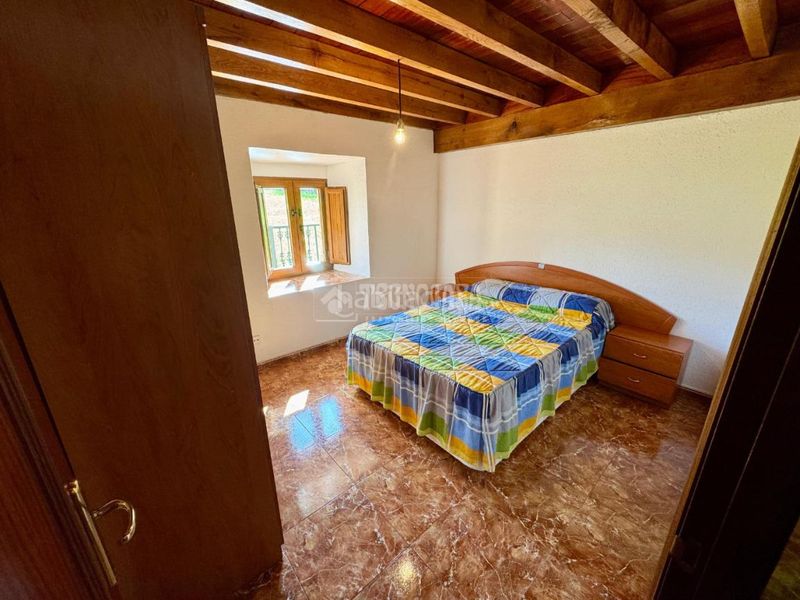 Foto dad9c0b7-5cf7-4871-bba0-b16e6a499eb7. Terreny residencial a Entrambasaguas