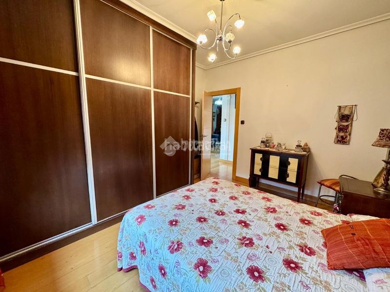 Foto edaa4b89-723e-4327-8d95-5ab65afbfff4. Casa amb calefacció aparcament a Astillero (El)
