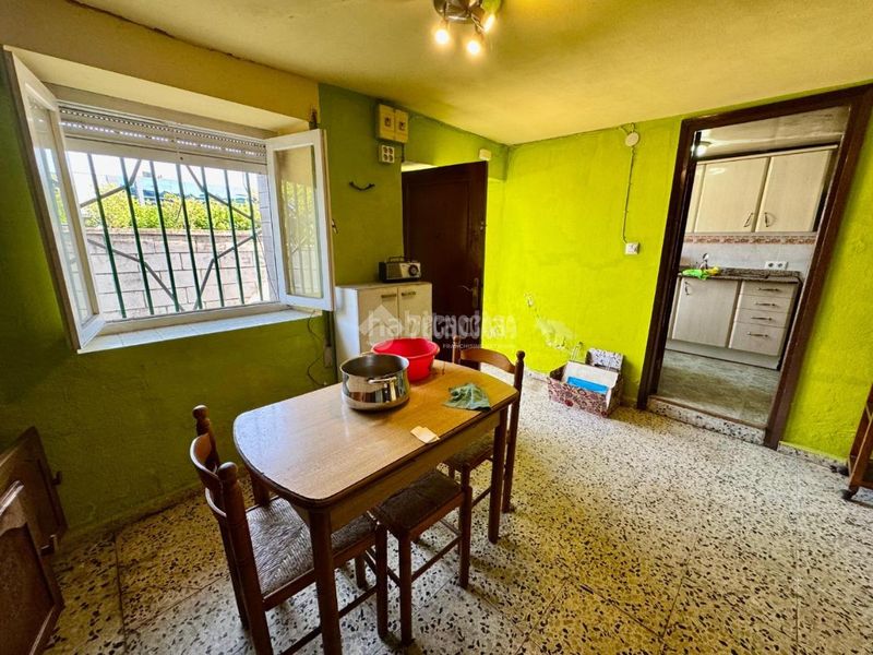 Foto bda94dba-70f0-4f34-99d0-b50dd62a434c. Casa aparellada a Astillero (El)