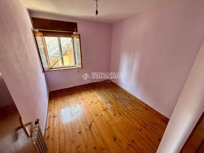 Foto ac9f5a7e-430c-4340-9247-cc11045f0832. Casa con riscaldamento parcheggio in San Pedro del Romeral