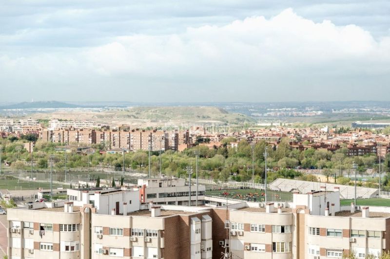 Foto a653b288-576f-4d2d-85fc-78c47cb3bc06. Flat in Santa Eugenia Madrid