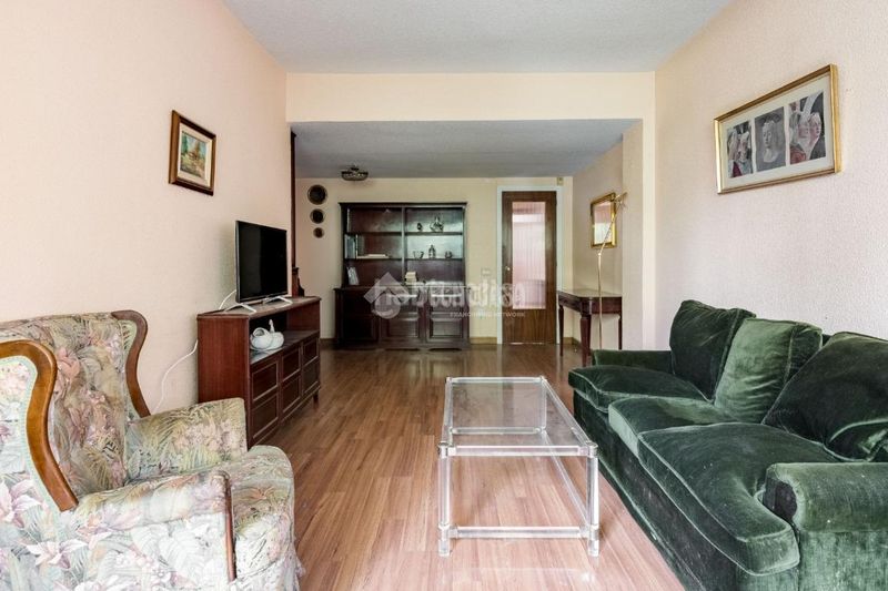 Foto f9bd98c8-153f-4d2d-b396-e5dc5c9061e1. Pis a Santa Eugenia Madrid