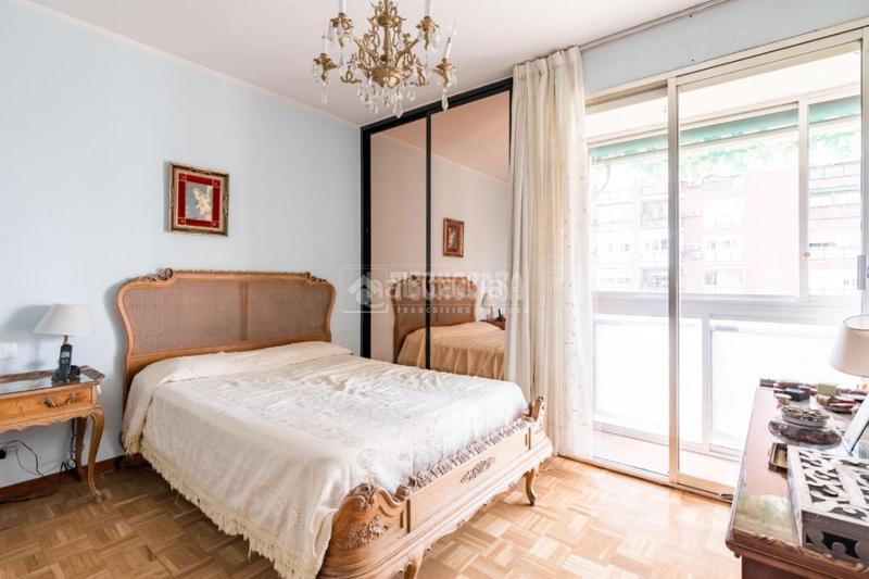 Foto 20419889-c3c9-43e3-a54d-a871e890b916. Piso  en venta en Santa Eugenia Madrid