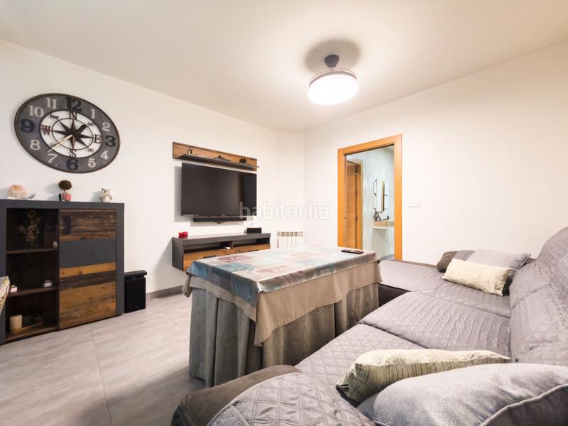 Foto 85ebf4d4-976c-4772-9444-ae8ecab1fd58. Appartement avec chauffage parking dans Baza