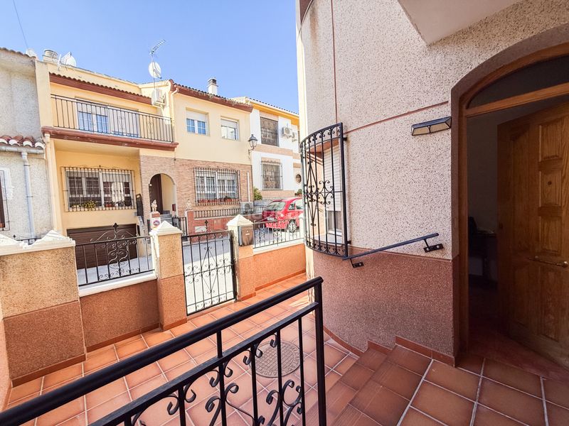 Foto 078a2a9f-a087-4a51-bd0e-1689347a4530. Reihenhaus in calle ponce de león 3 in Baza