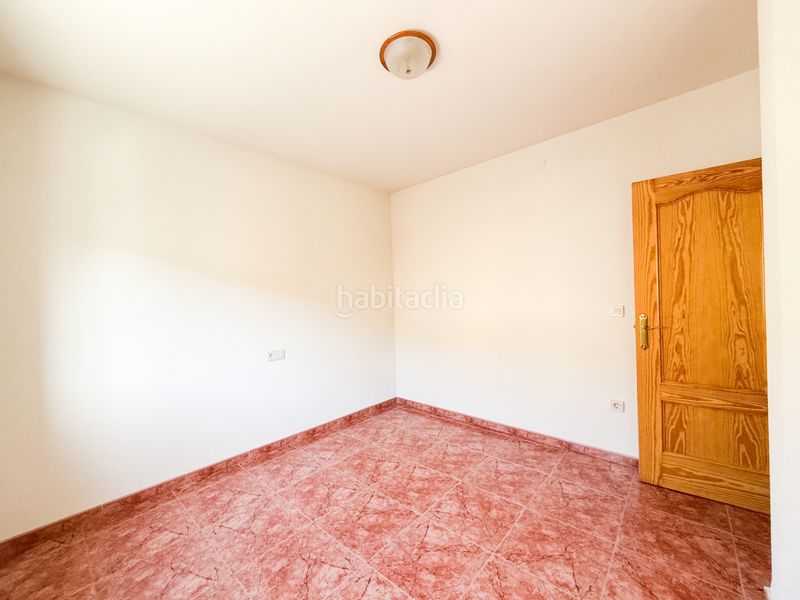 Foto 0c75f5ac-6ff7-4d1f-9437-73a0daedac9f. Reihenhaus in calle ponce de león 3 in Baza