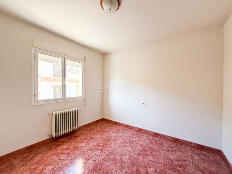 Foto a07a178a-38e5-45b9-892e-e7a9aa6bc335. Reihenhaus in calle ponce de león 3 in Baza