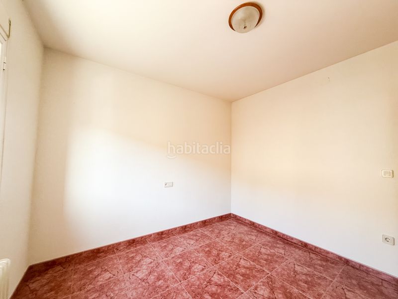 Foto f3798fca-c31b-4a0e-9438-eeee843c80fe. Reihenhaus in calle ponce de león 3 in Baza