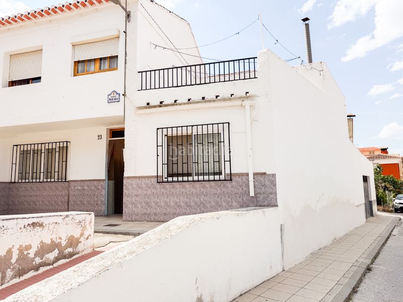 Foto daacd417-f76c-44c8-8941-e929b21cb367. Casa a calle málaga 23 a Baza