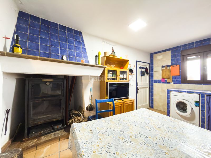 Foto 4de9db46-adf9-4b7a-af6d-3d03197a9308. Masia a calle cenascuras 75 a Gor