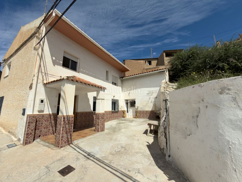 Foto a2632b73-66c7-46f7-a64a-e7a7f18f5277. Casa a carretera de freila 17 a Zújar
