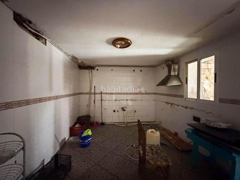 Foto 4295a00f-fdc0-4074-b6c5-3257b9a09bcc. Casa a callejón toril 2 a Baza