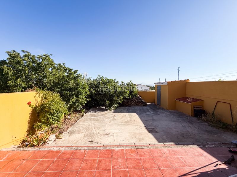 Foto 8b8ff19d-cad5-4450-a9d7-f199a2640179. Haus mit kamin heizung parking in Baza