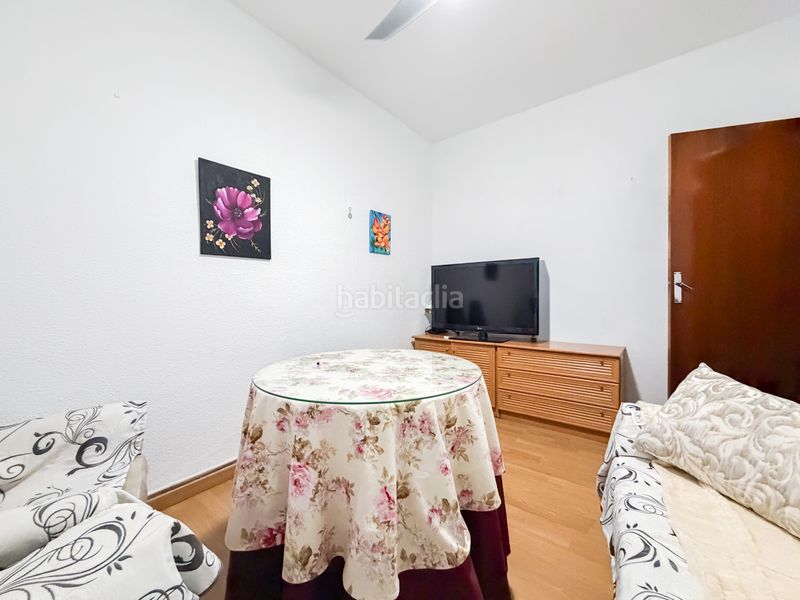 Foto e1c12cf0-d5ae-4562-8a0a-88ec8169d9c6. Casa adossada amb xemeneia aparcament a Baza