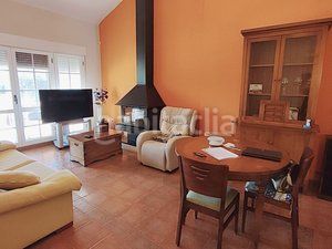 Foto 9463f770-c3a7-4eae-ba9b-765ab5b060b4. Xalet amb xemeneia calefacció aparcament piscina a Pinseque