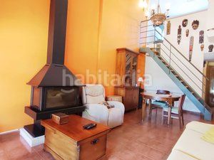 Foto baecbfd2-9d6c-4dda-b763-59fb1b900f43. Xalet amb xemeneia calefacció aparcament piscina a Pinseque