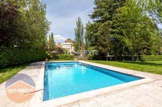 Location Appartement à Carretera del Plantío. Piso en alquiler en majadahonda