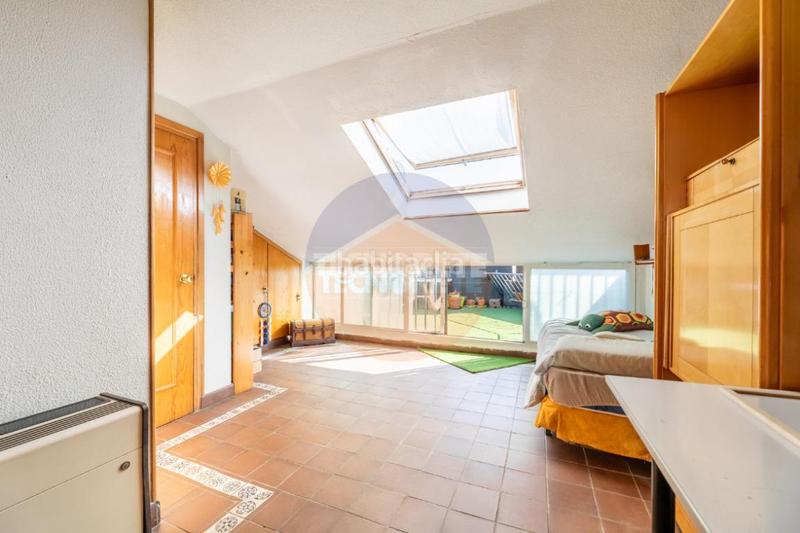 Foto 76b5f7b2-b8b8-4aea-bac8-190b764e139e. Zweistöckige wohnung mit heizung parking pool in Norte Majadahonda