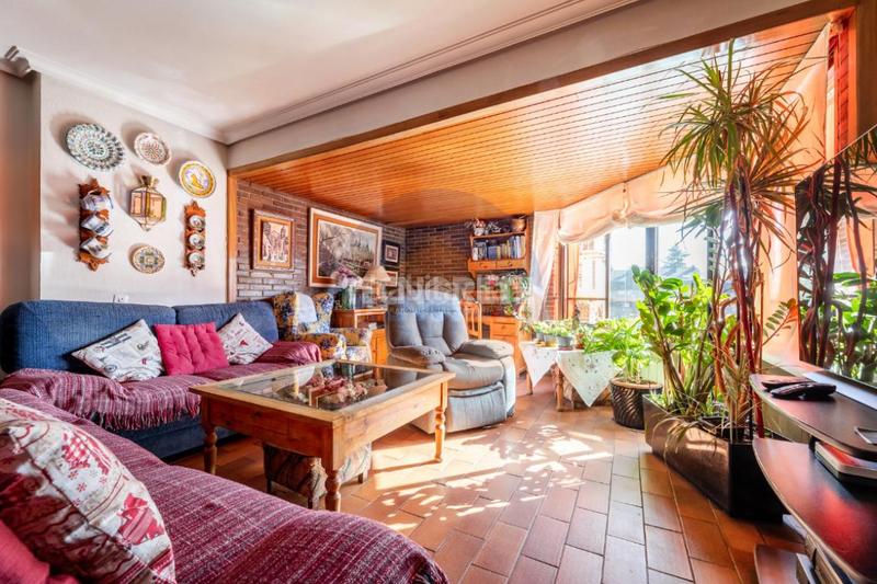 Foto f7482d38-8047-408a-aedf-8ae61954e8df. Zweistöckige wohnung mit heizung parking pool in Norte Majadahonda