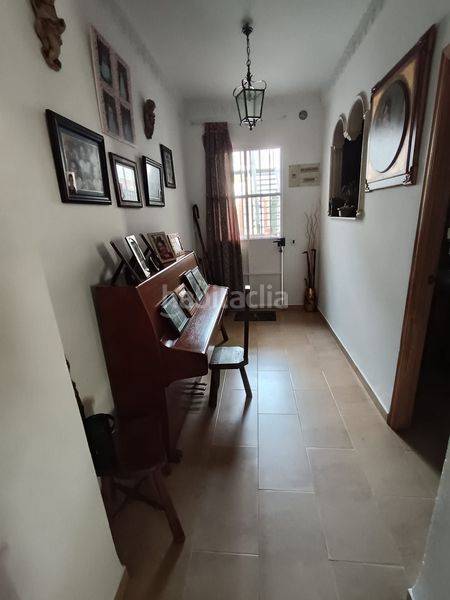 Foto c6a7e518-08a6-4c36-afff-c4dff8c2bd90. Casa adossada a Hinojos