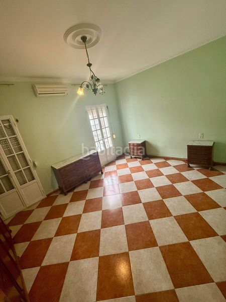 Foto bca1788c-4bb6-4956-914d-5cc3378a0d5a. Casa adossada a Almonte Almonte