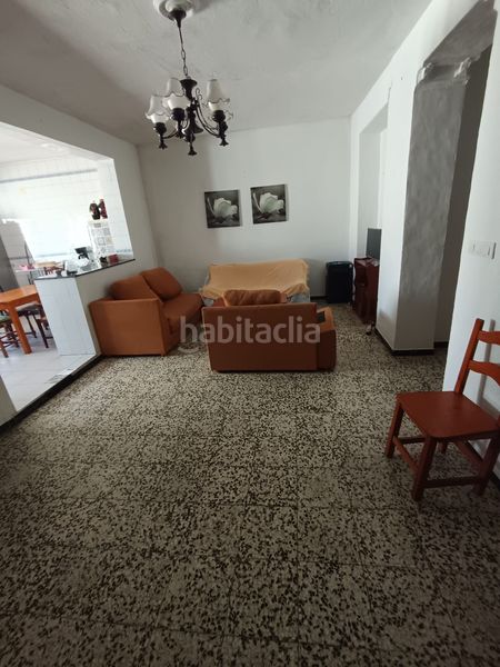 Foto 91d5905c-8162-40b8-8e76-dee1b85b1d58. Casa adossada a Almonte Almonte