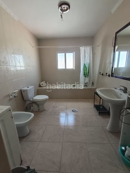 Foto 9a1b7822-644e-47e8-acea-44a41f892e98. Casa adossada a Almonte Almonte