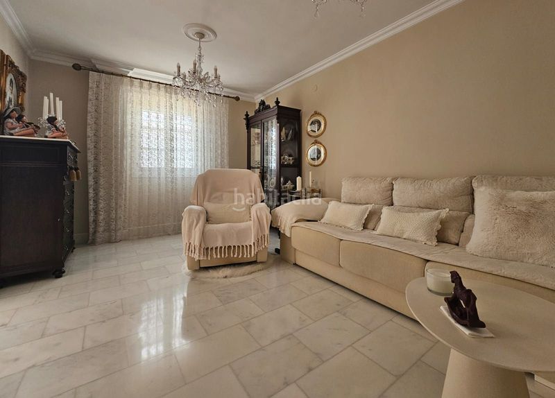 Foto ef107b77-cb58-41b2-97dd-ff4b87944530. Casa adossada a Almonte Almonte