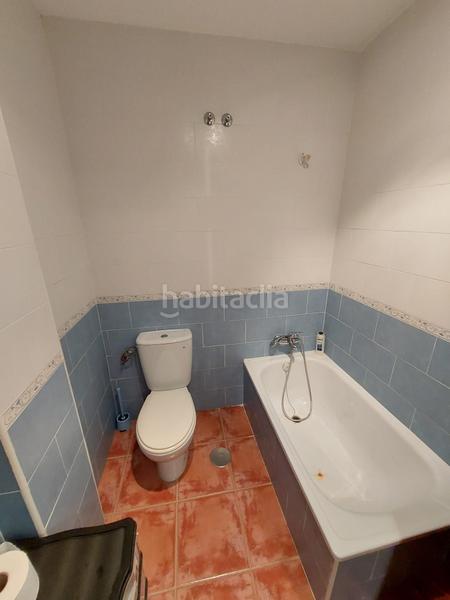 Foto 30e3d279-a360-4bb3-aeea-b2cf6f754277. Casa adossada a Almonte Almonte