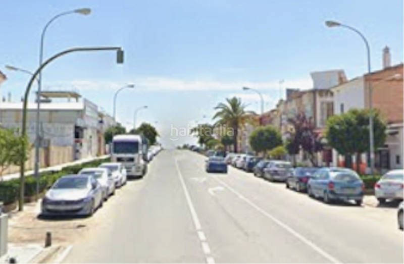 Foto d295bc92-f03f-4d60-8556-defe468dc419. Casa adossada a Almonte Almonte