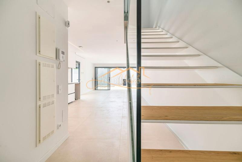 Foto 7780f203-ab21-4922-85eb-e5217f75c87d. Maison jumelée dans passeig garbí 183 dans Lluminetes Castelldefels