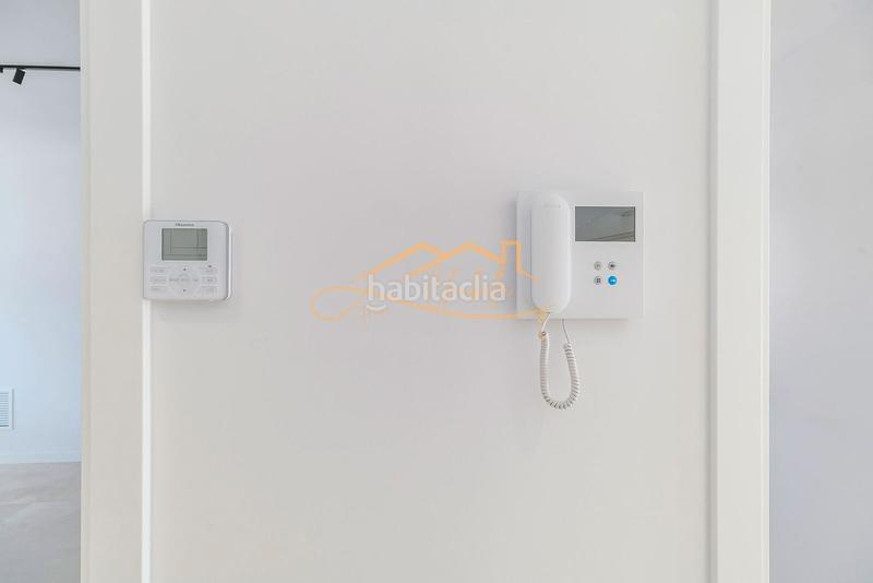 Foto fc3512ee-1f71-49f5-9a5a-99f35c4f65cb. Maison jumelée dans passeig garbí 183 dans Lluminetes Castelldefels