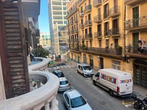 Pis  Cabanes. Oportunidad de inversi�n en el barrio de poble sec
