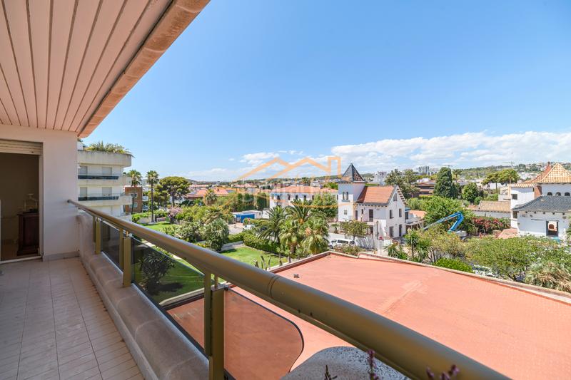 Foto 8b918a61-9af2-4db1-9567-b7d9309bd65c. Appartamento in avinguda de nostra senyora del vinyet 3 in Sitges