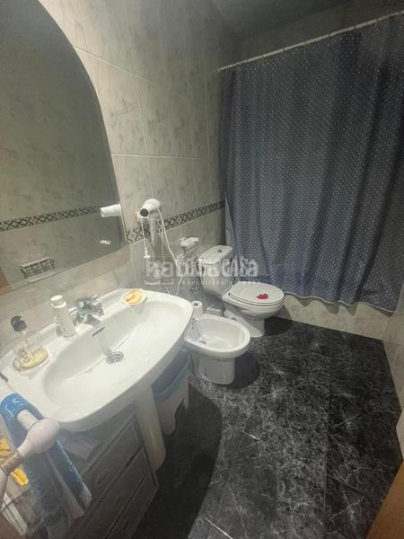 Foto b358e55d-ea83-4e2c-b03f-90c1819f26b8. Pis a Trinitat Vella Barcelona