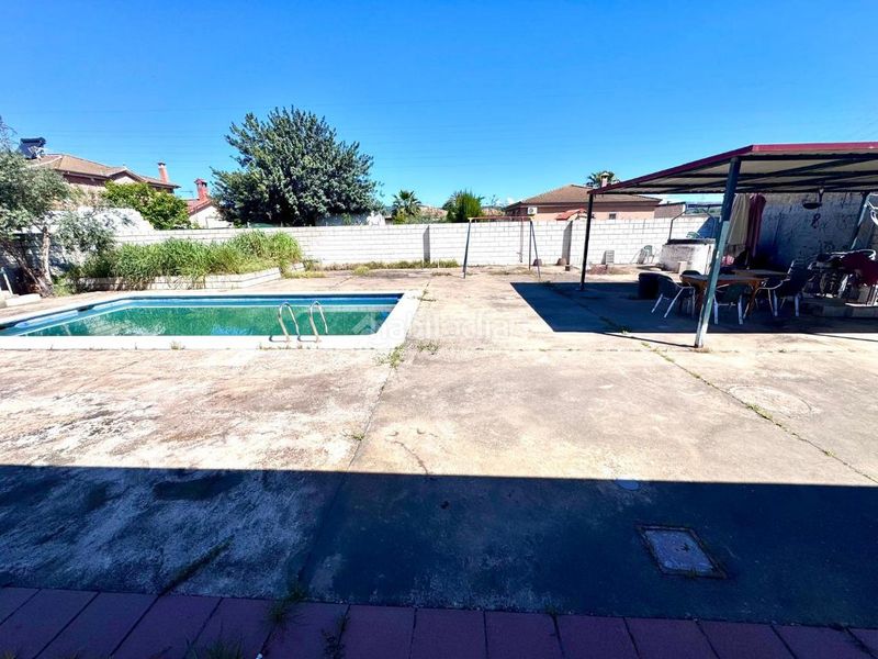 Foto a45e91a8-1e96-43e6-95e9-d2404452f86e. Masia amb calefacció a Alcolea Córdoba