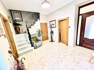 Doppelhaus in Aguilar de la Frontera. Casa en venta en aguilar de la frontera