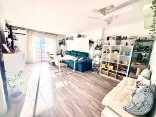 Pis a Poniente-Norte - Miralbaida - Parque Azahara. Piso en venta en cordoba