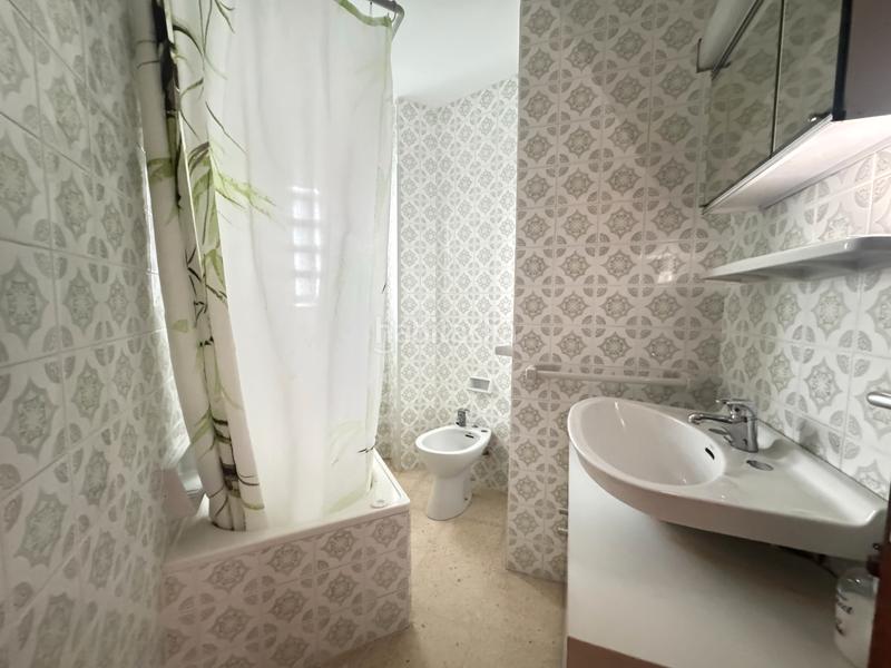 Foto 80dc125a-93ad-4540-8b18-632fde796824. Pis amb aparcament piscina a Salobreña costa Salobreña