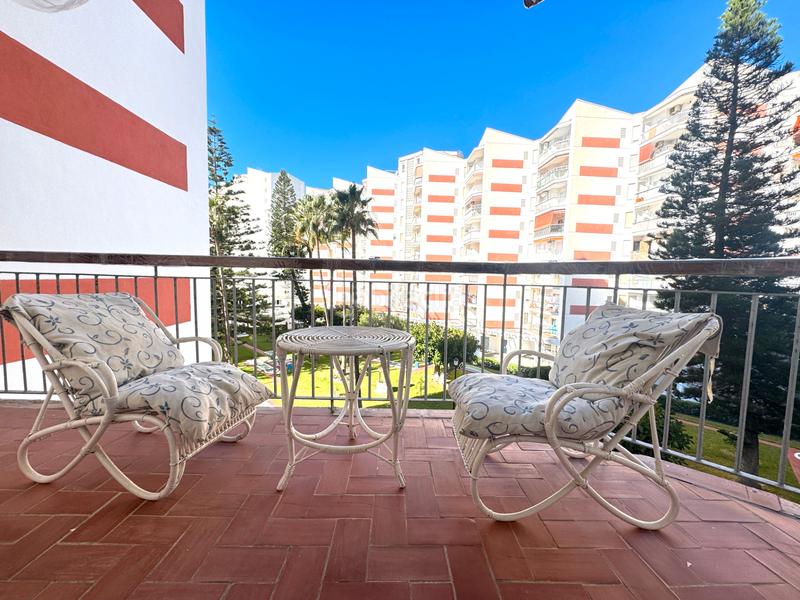 Foto 9e658db7-8ee2-4b3e-8803-812b06d46f5e. Pis amb aparcament piscina a Salobreña costa Salobreña