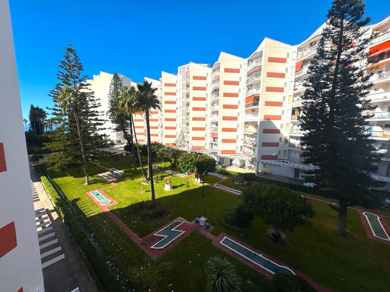 Foto cb9b0a55-0bd9-4319-b82e-7b4a5b1c5346. Pis amb aparcament piscina a Salobreña costa Salobreña