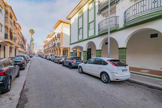Piso  Calle dolores ibárruri. Piso con ascensor en centro