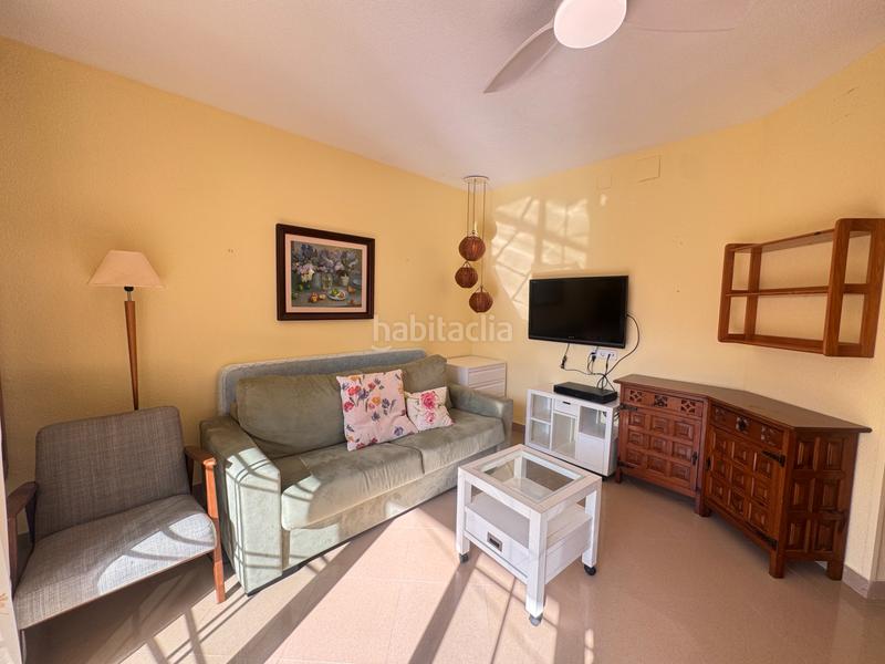 Foto 29920b6c-f6f7-42d8-86e1-414aa3bcd3ab. Piso  en venta en urb. salomar en Salobreña costa Salobreña